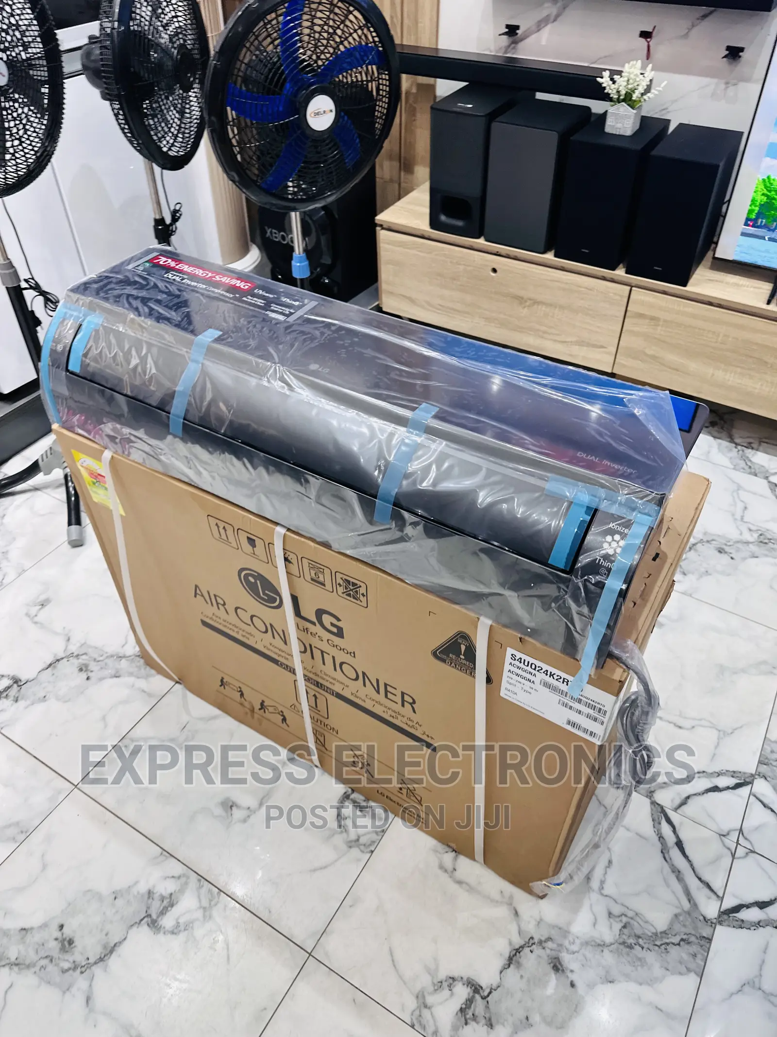 Ultra Quiet  Mode LG Dual Inverter Artcool 2.5hp AC
