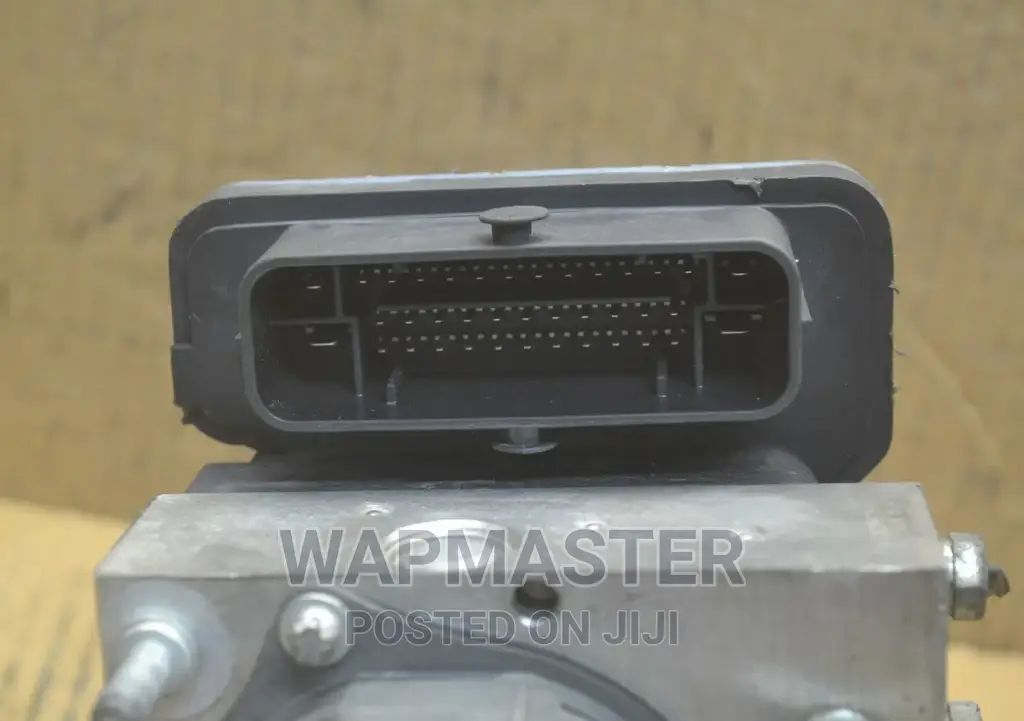 Mitsubishi Mirage Abs Pump Brake Control Module Anti-Lock