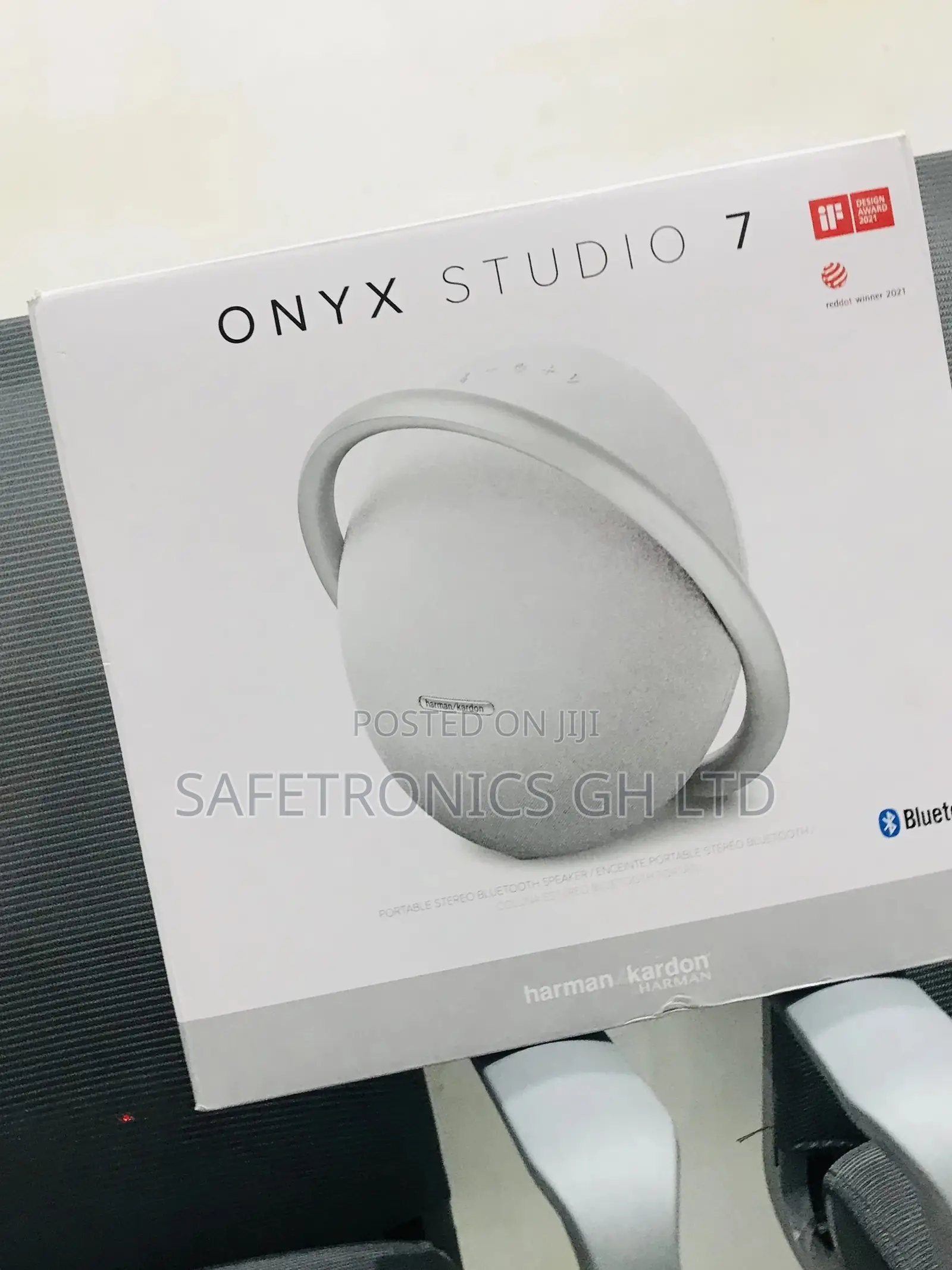 Onyx Studio7 Bluetooth Wireless Harman Kardon