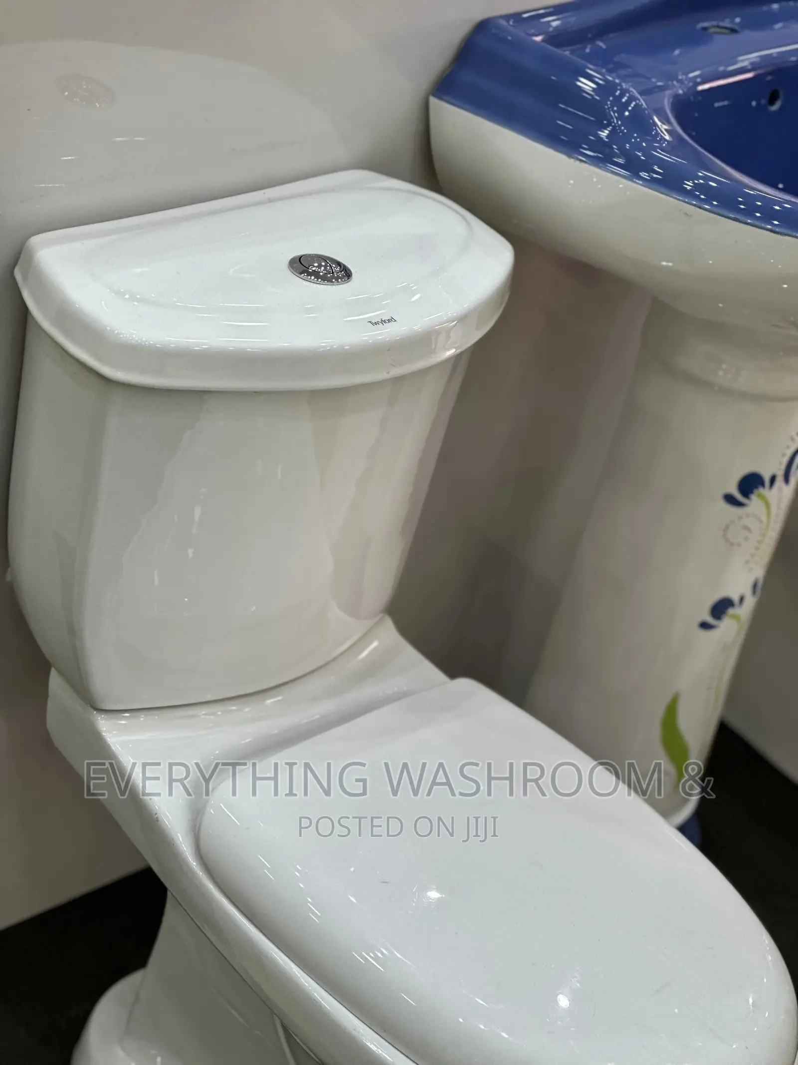 Twyford Water Closet_big Cistern Wc_wcs_water Saving WC in Accra