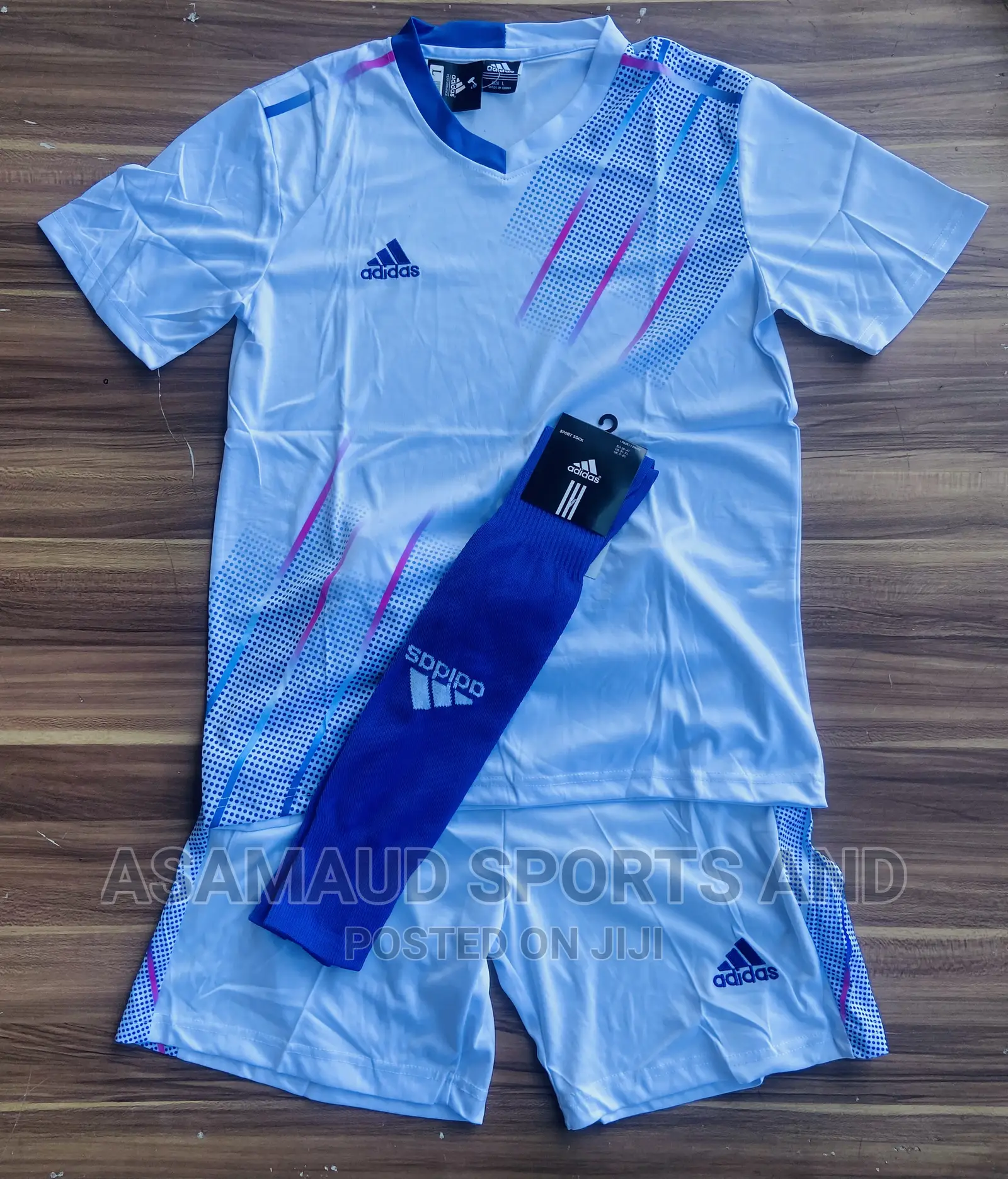 Original Set of Jersey With Hose at Cool Price