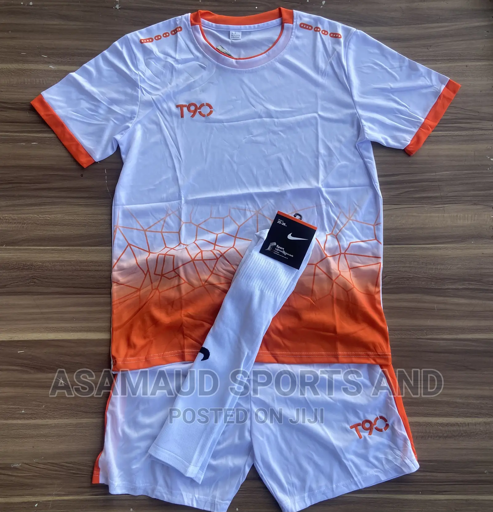 Original Set of Jersey With Hose at Cool Price