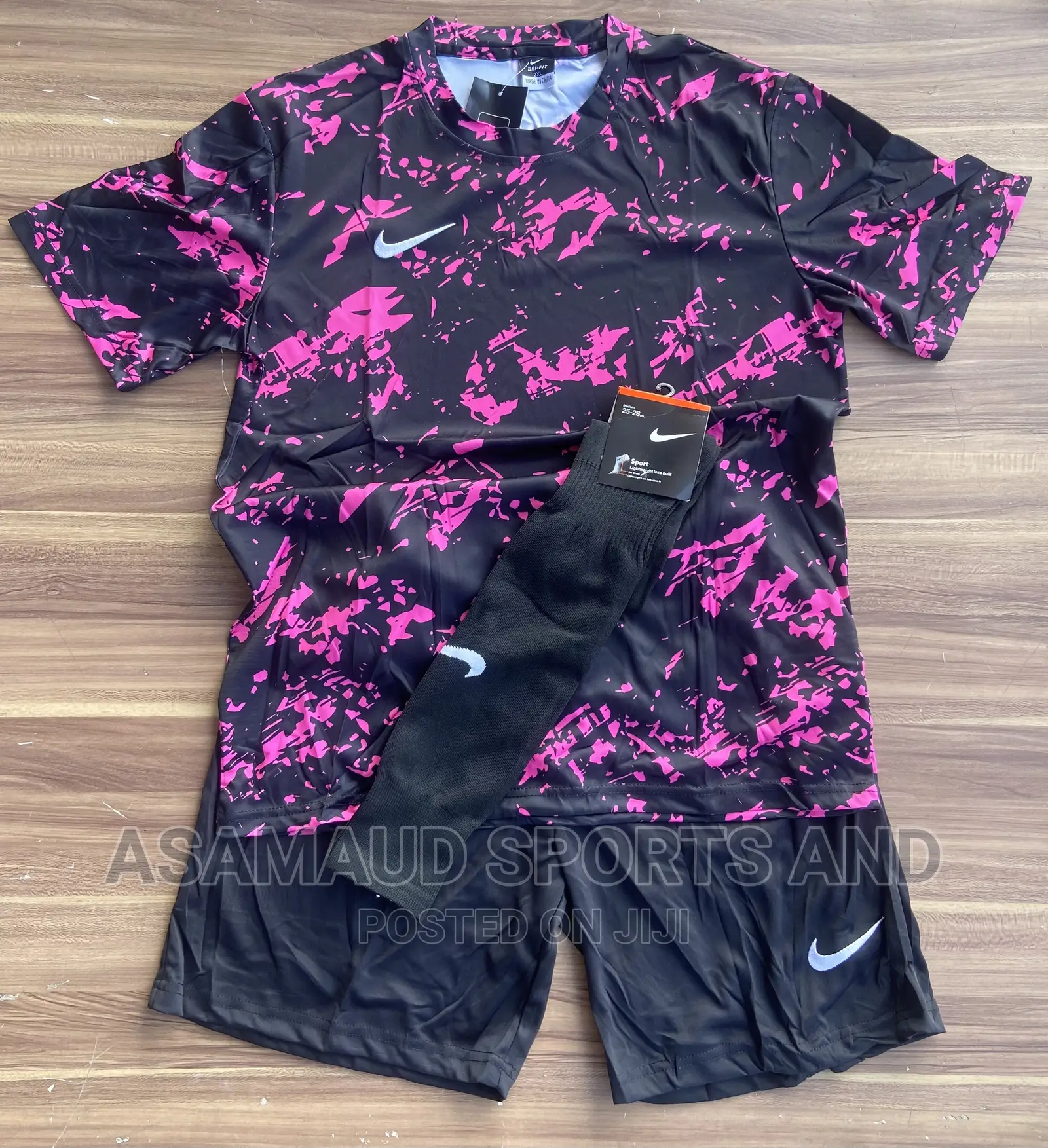 Original Set of Jersey With Hose at Cool Price