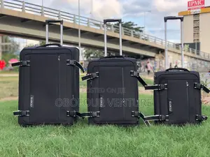 3 Set Quality and Affordable Material Luggage 53289y 3 Piece