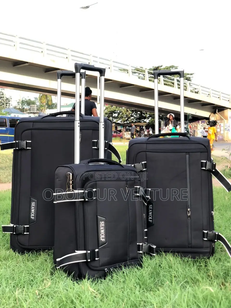 3 Set Quality and Affordable Material Luggage 53289y 3 Piece