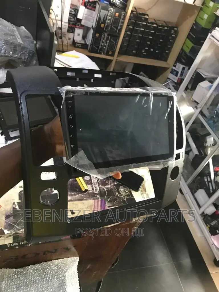 Nissan Navara 2006,2007,2008 Android Tape