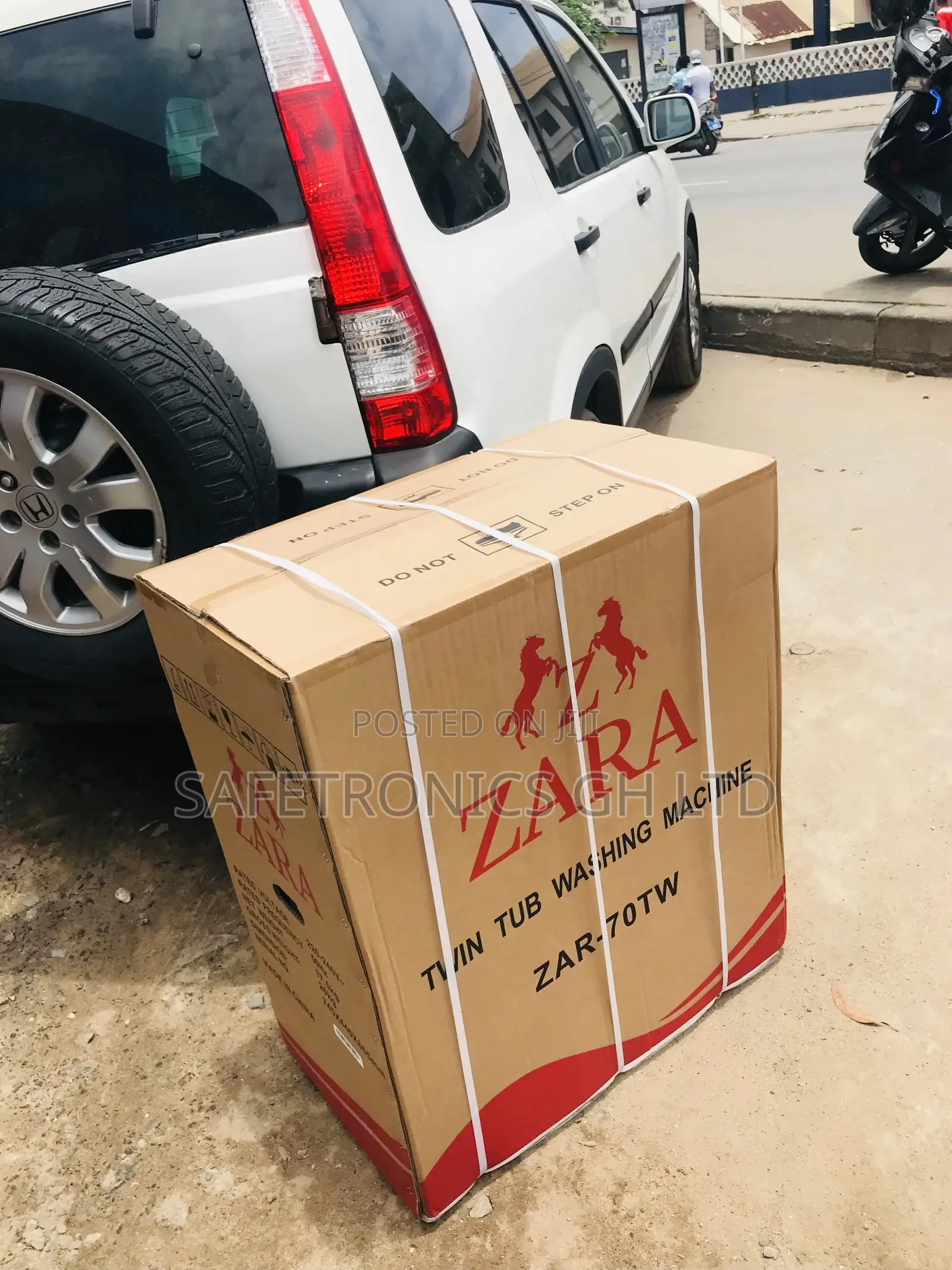 White Zara 7kg Washingmachine Topload Semiautomatic