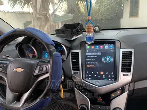 Chevrolet Cruze Tesla Original Stereo System Upgrade