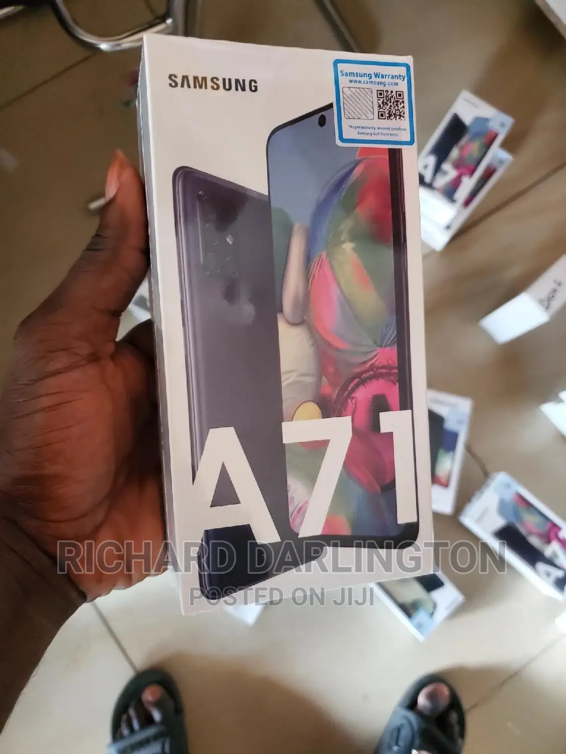 New Samsung Galaxy A71 128 GB Black