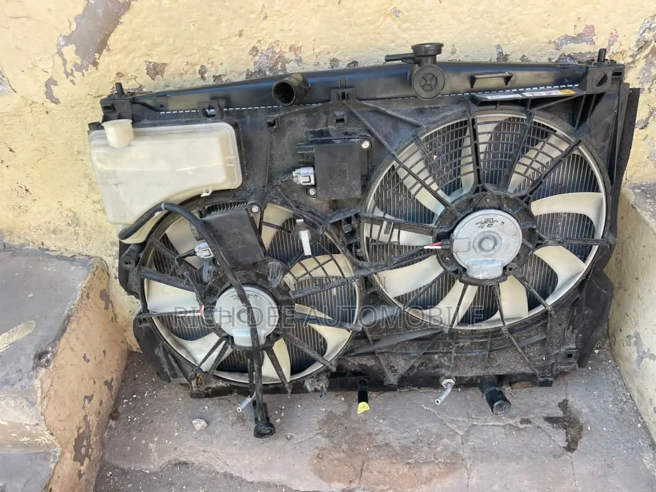 RX350 2018 Radiator Complete