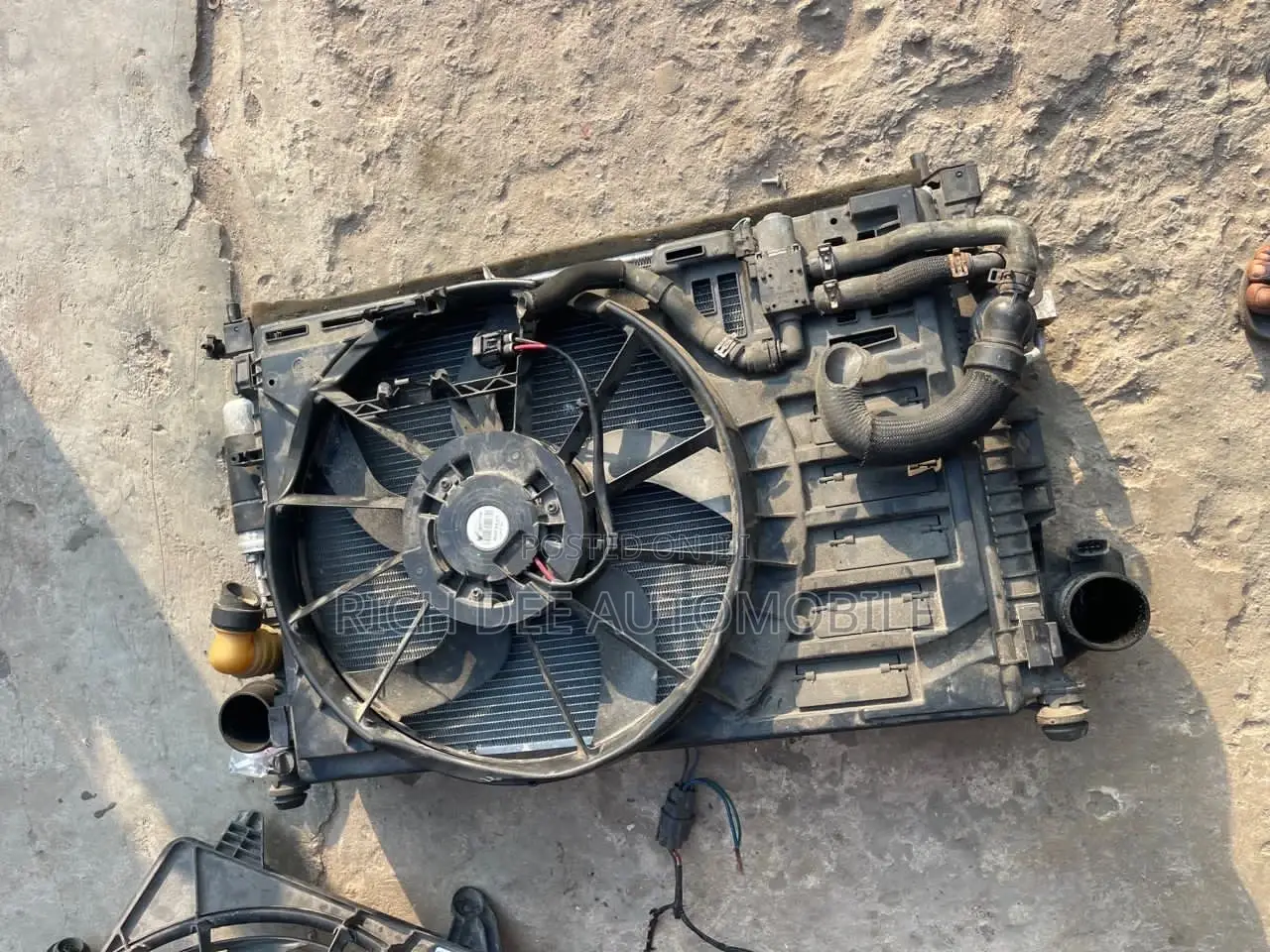 Ford Escape 2016 Radiator Complete