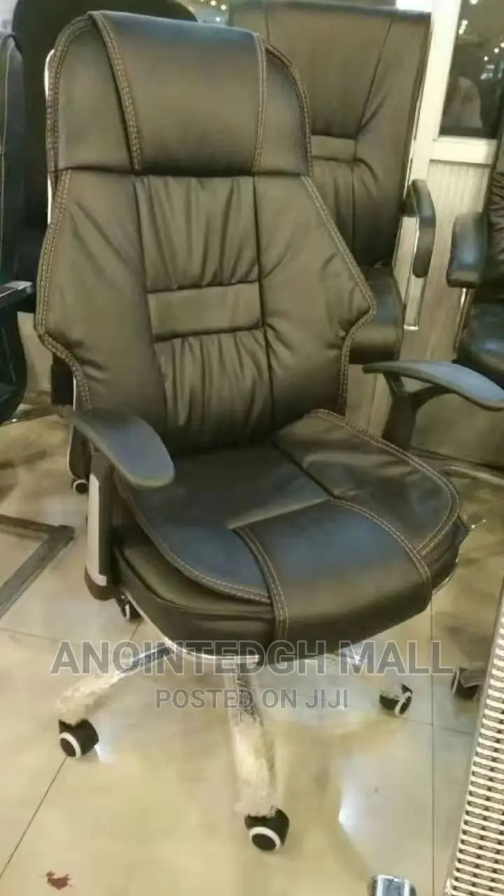 Executive Leather Swivel Chair - Black
