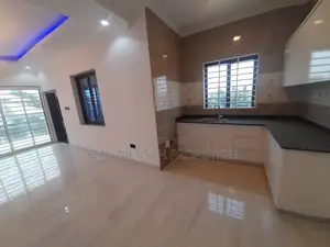 4bdrm Mansion in Spintex for sale