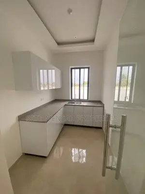 4bdrm House in Spintex for sale