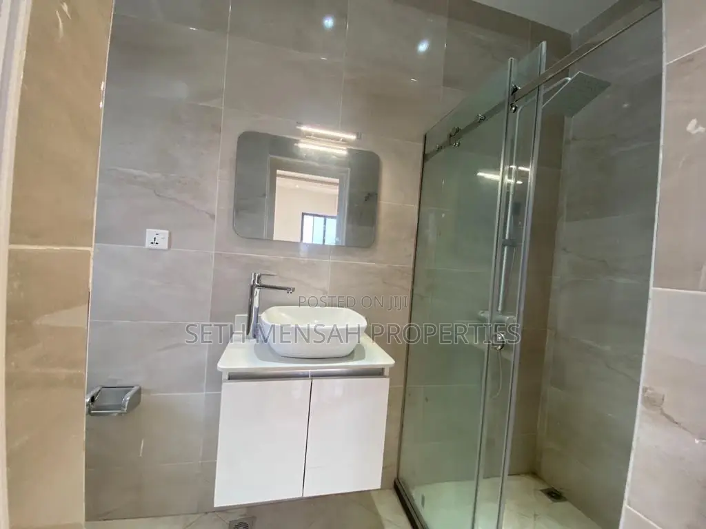 4bdrm House in Spintex for sale