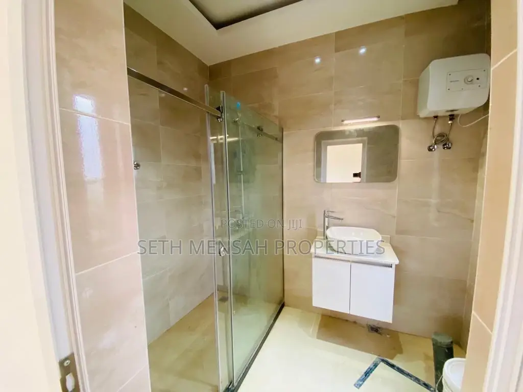 4bdrm House in Spintex for sale