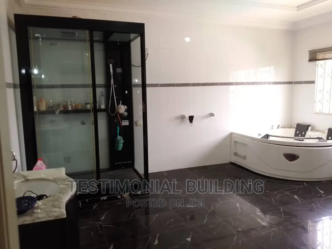 5bdrm House in Testimonial Building, Airport Residential Area for sale