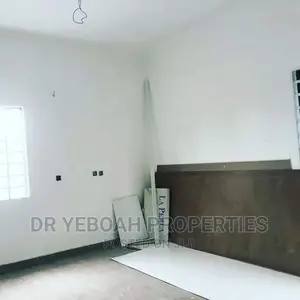 3bdrm House in Spintex 3 Bedrooms for sale