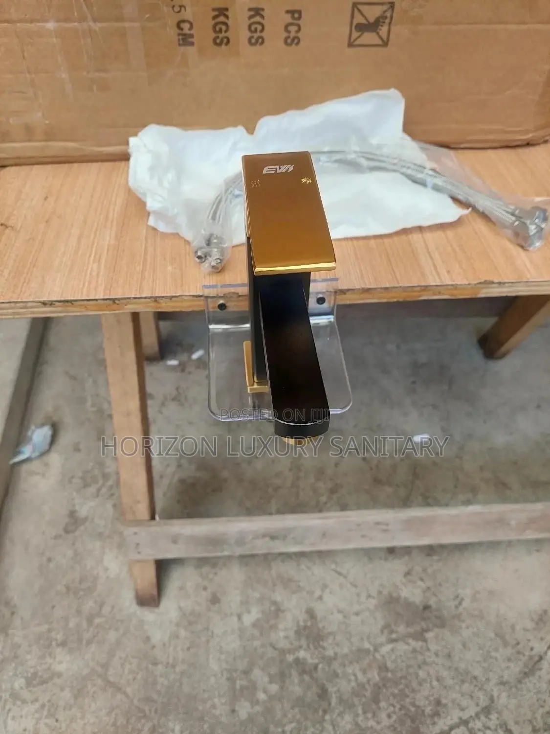 Black and Gold Square Basin Tap Hot and Cold Faucet Mixer