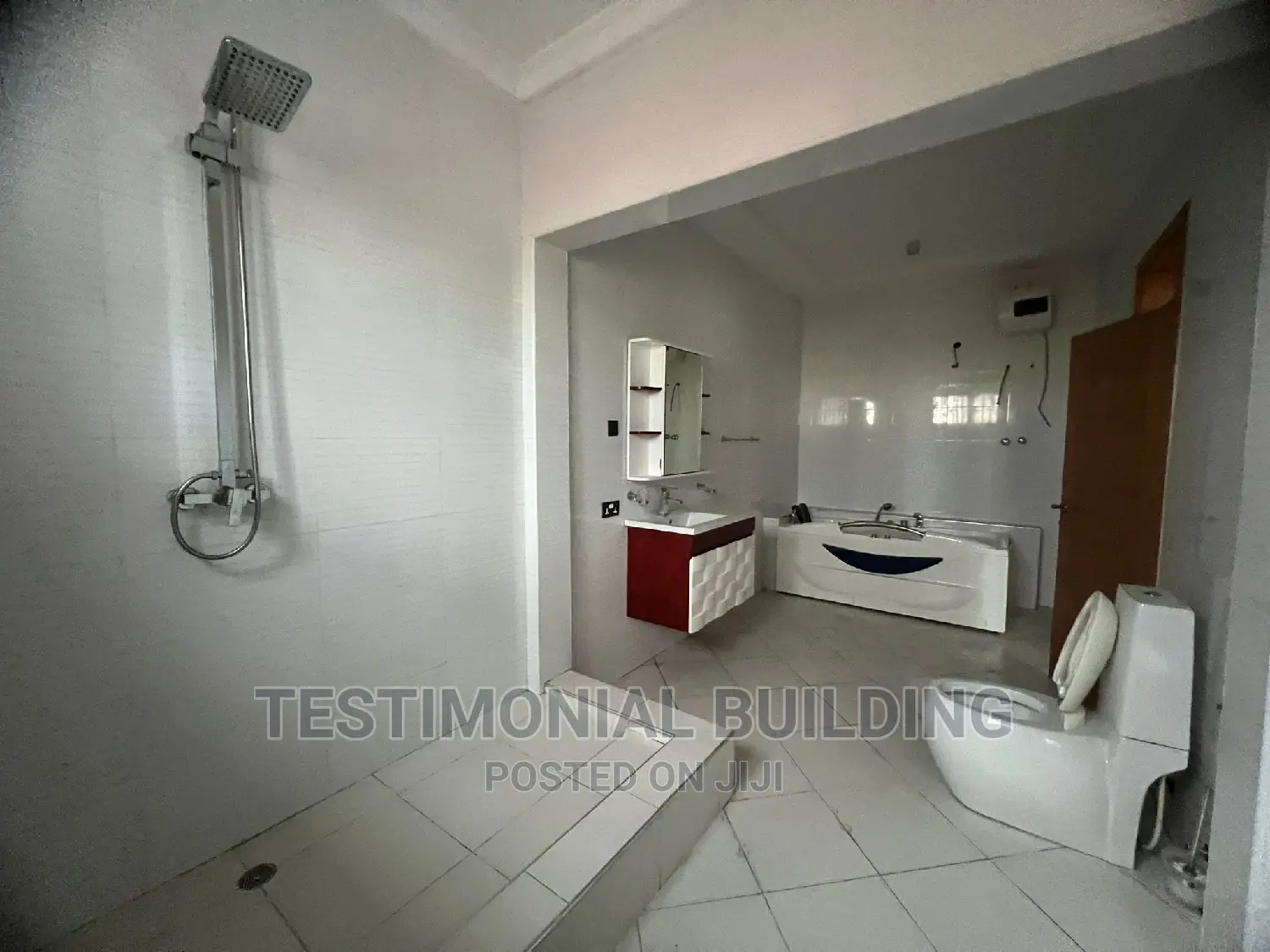 8bdrm Mansion in Testimonial Building, American House for rent