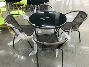 Outdoor Table 912