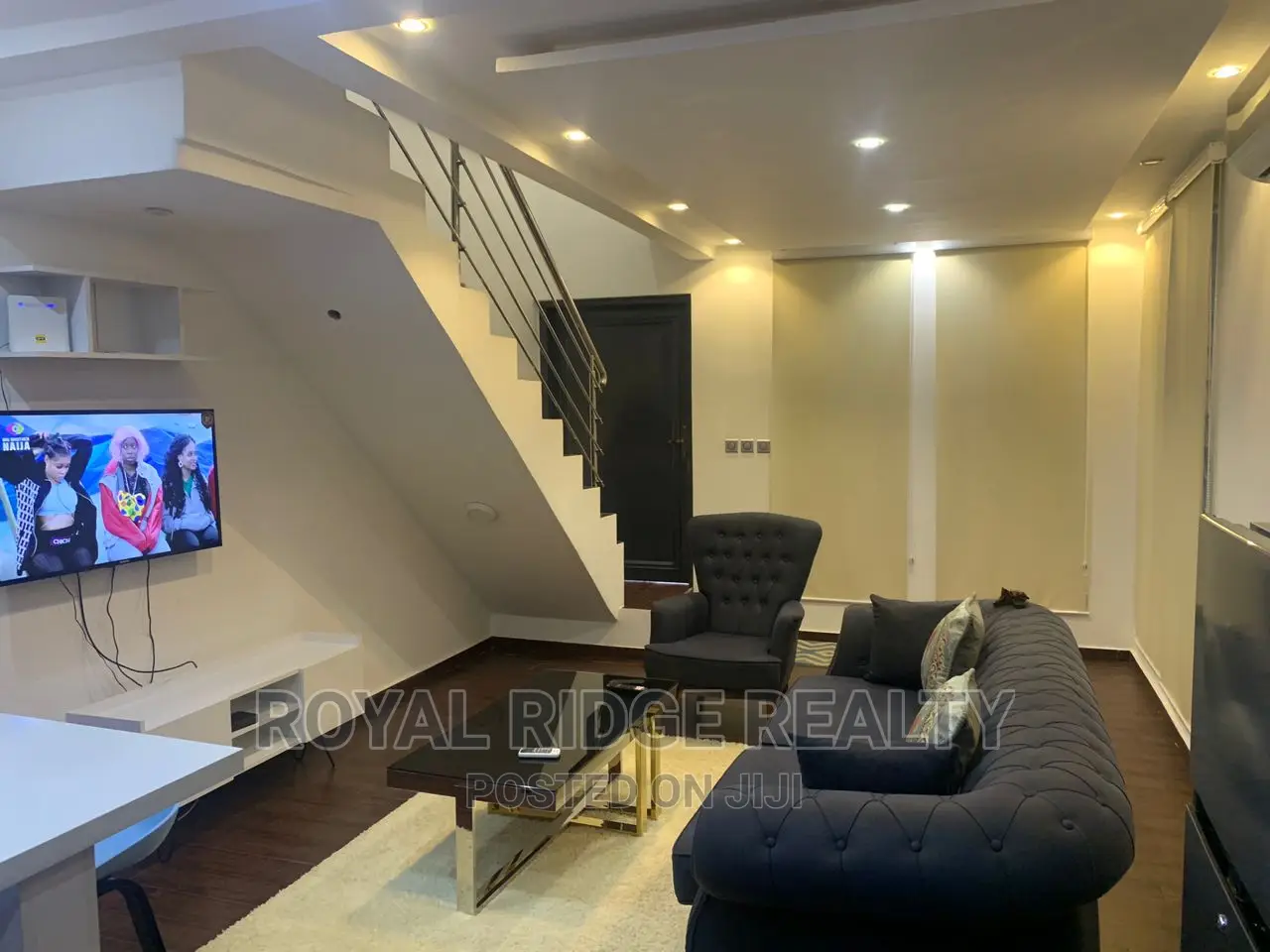 Furnished 2bdrm Townhouse / Terrace for rent