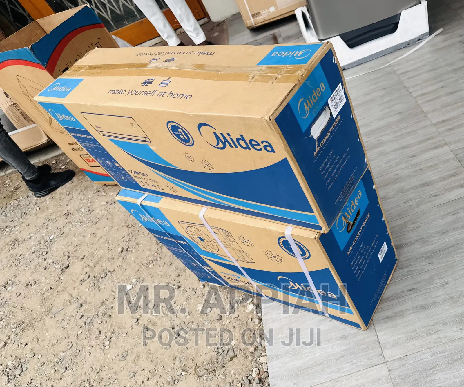 New Midea 1.5HP R410 MSAF-12CRN1 Air Conditioner(White).