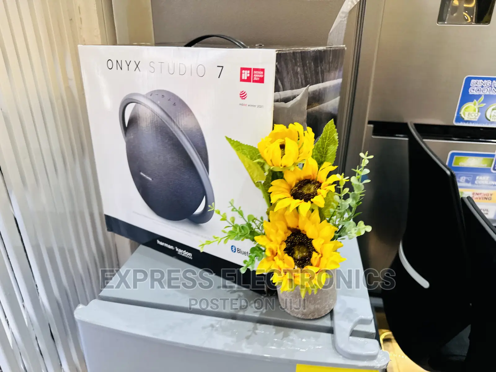 Experience the Real Sound With Onyx 6 Studio Bluetooth