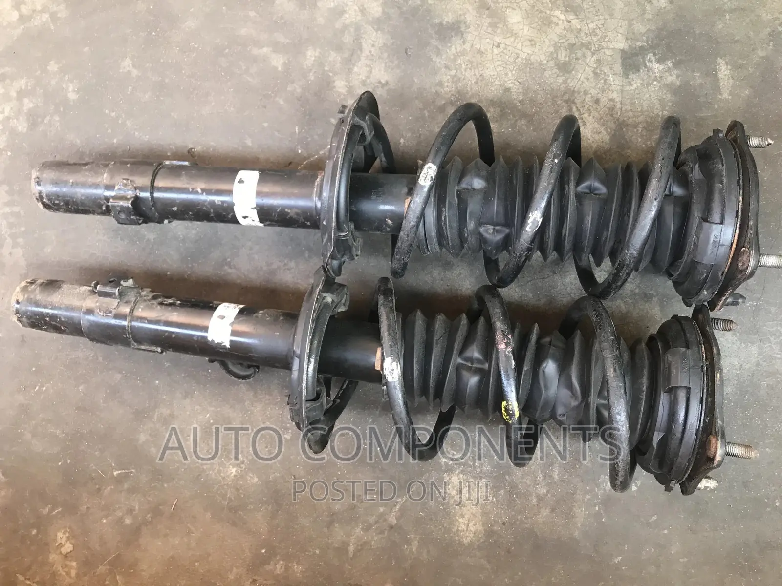Honda Cr-v 2018 Front Shocks
