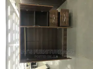 Mini Wardrobe 763