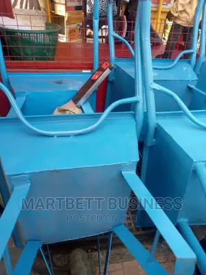 Local Strong Wheelbarrows