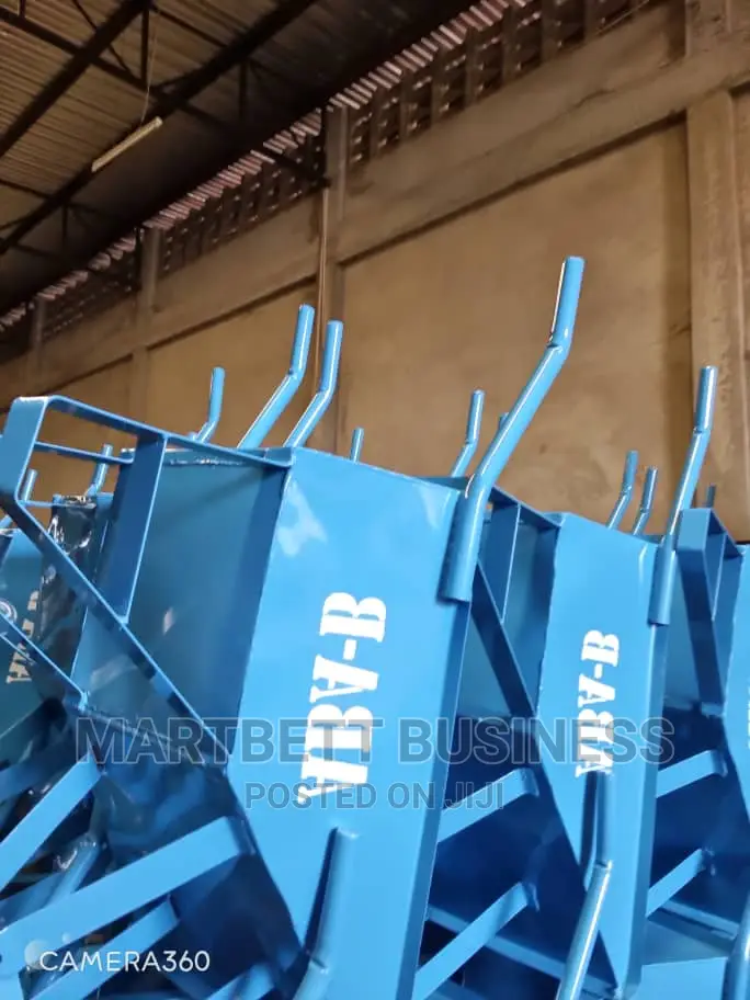 Local Strong Wheelbarrows
