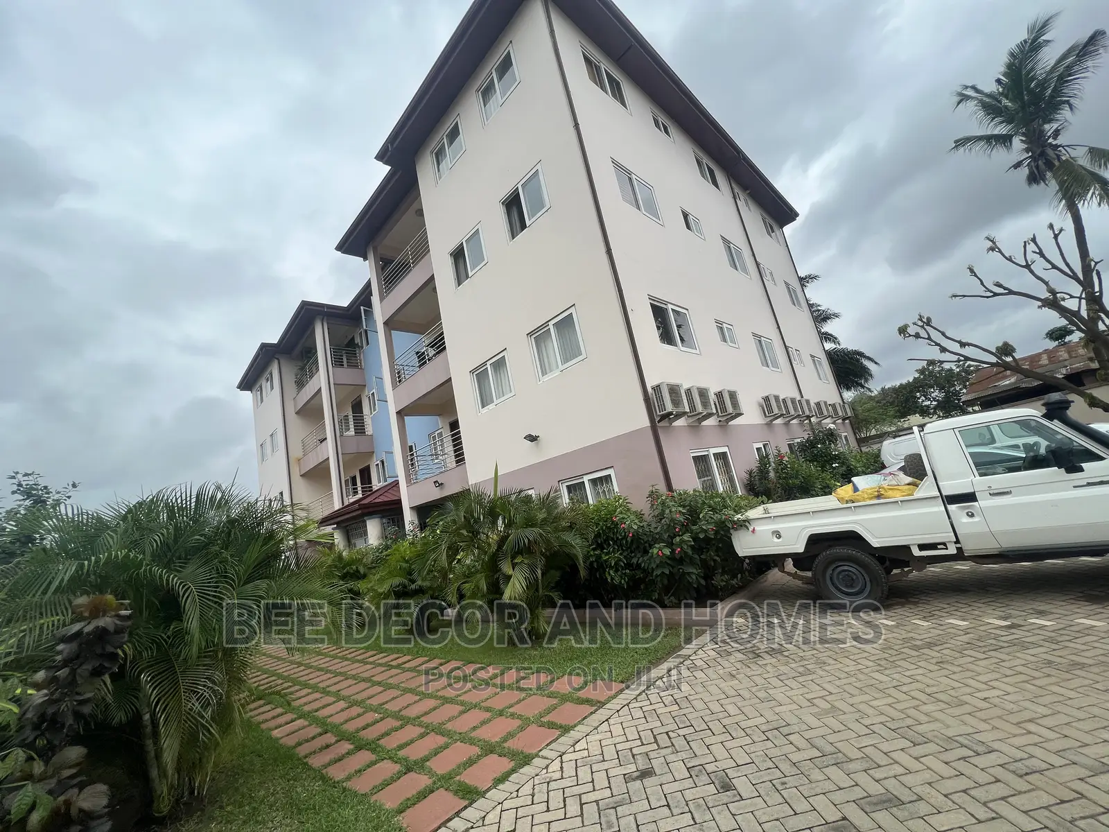 Furnished 3bdrm Apartment in Bee Decor And Homes, Haatso for rent