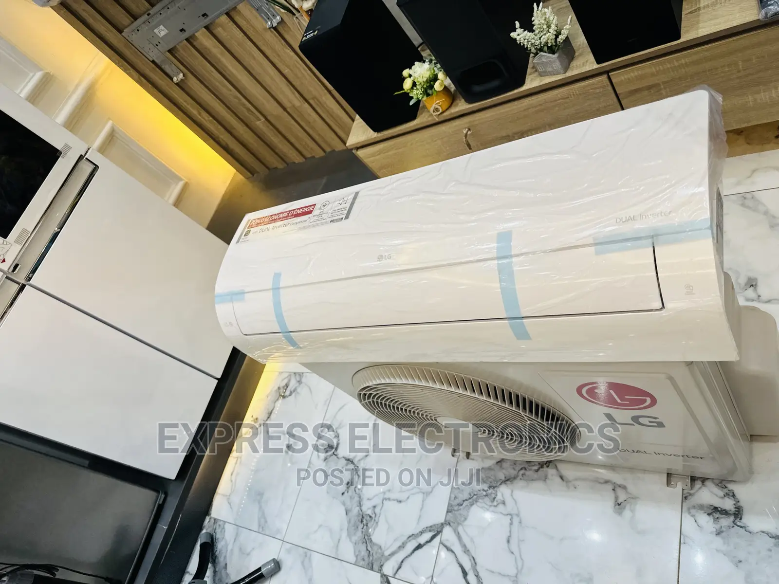Large Windy Air Supply Lg Smart Inverter S4-Q12ja3a3
