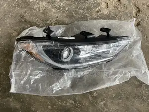 Hyundai Elantra 2017 2018 Headlights Normal