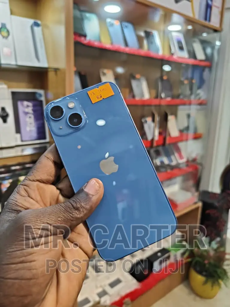 New Apple iPhone 13 128 GB Blue