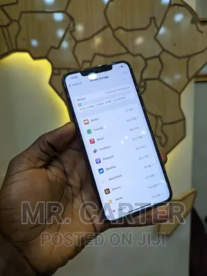 New Apple iPhone 11 Pro Max 256 GB Gold