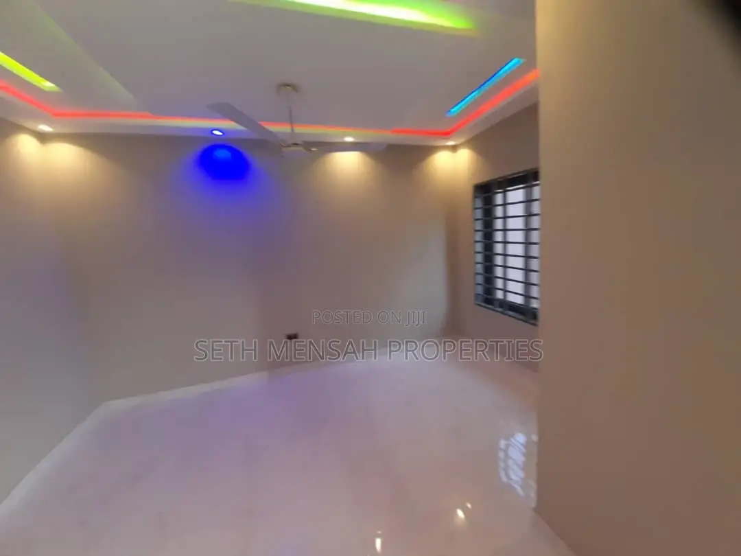 3bdrm House in Ashomang Estate for sale