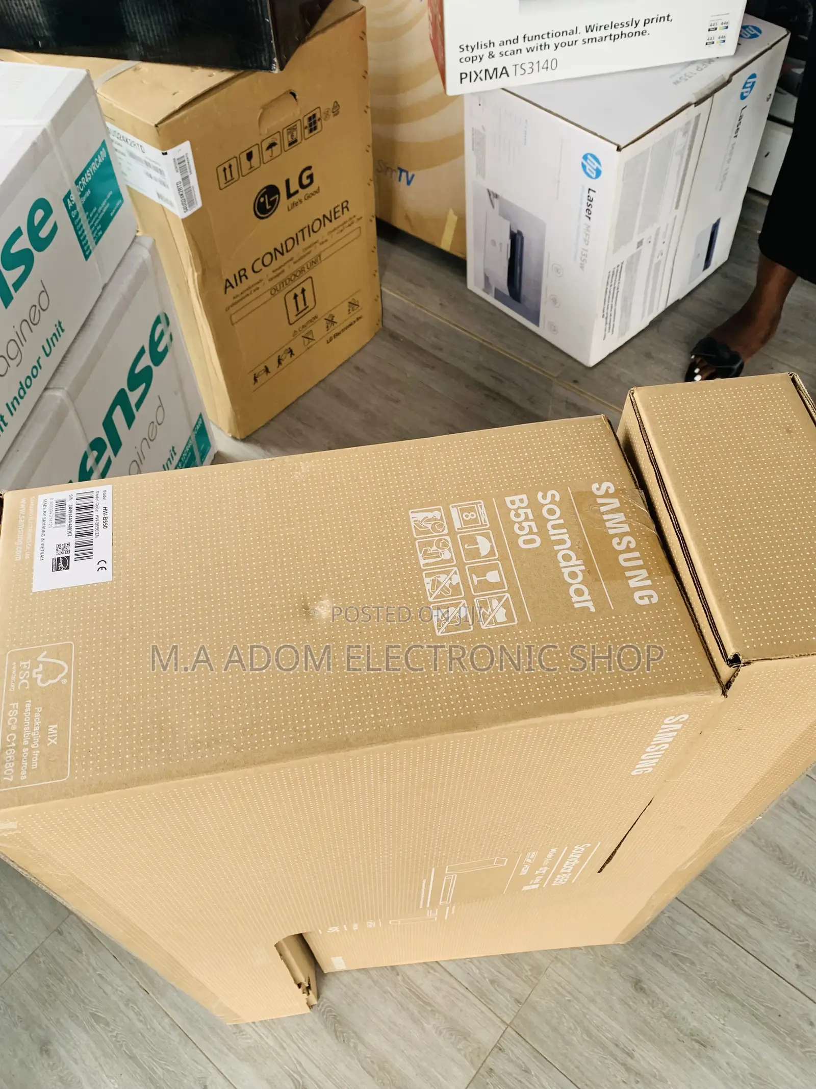 Listen to HW-A550 2.1ch Soundbar