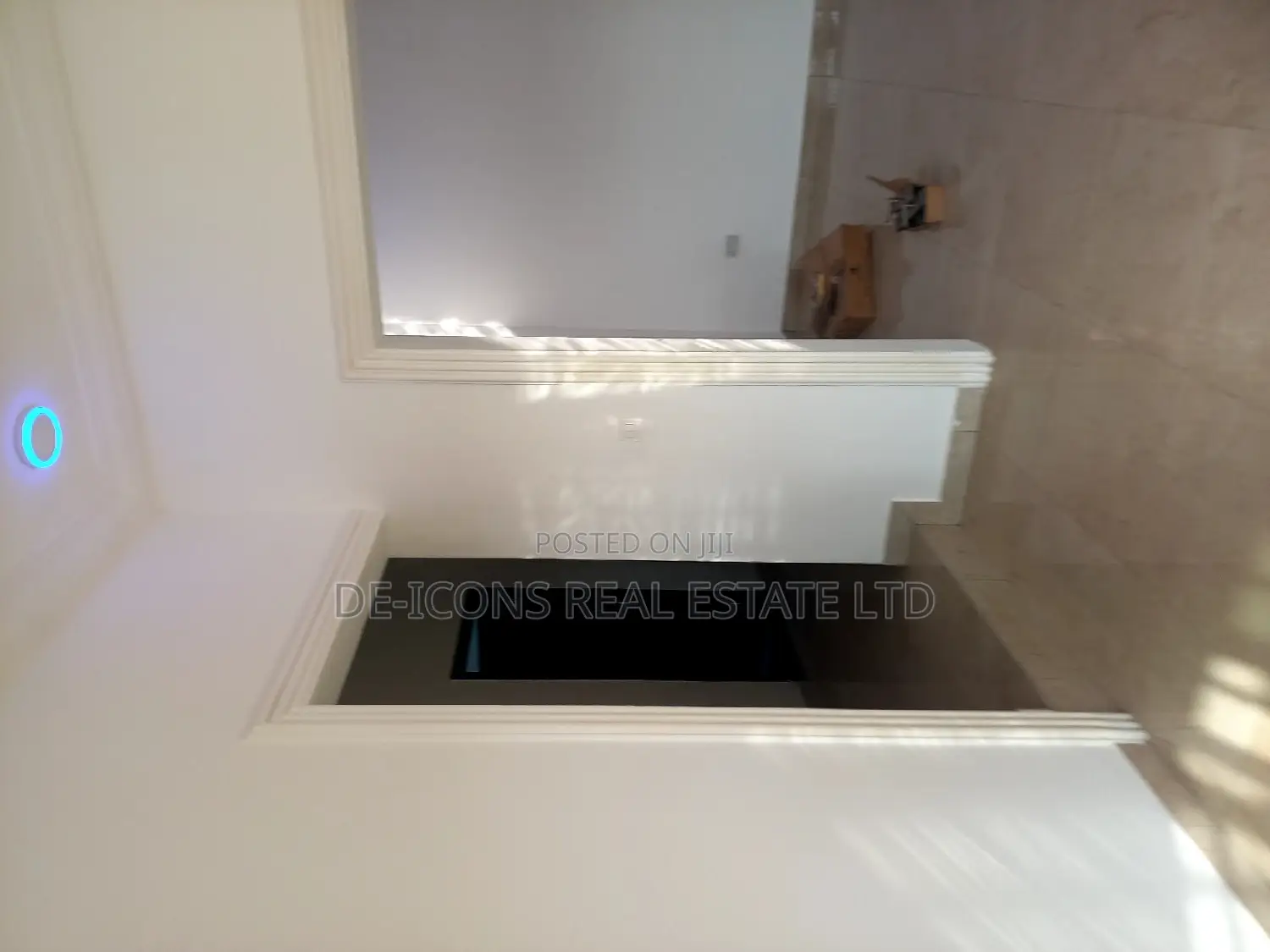 3bdrm Duplex in De-Icons Real Estate, Kasoa for rent