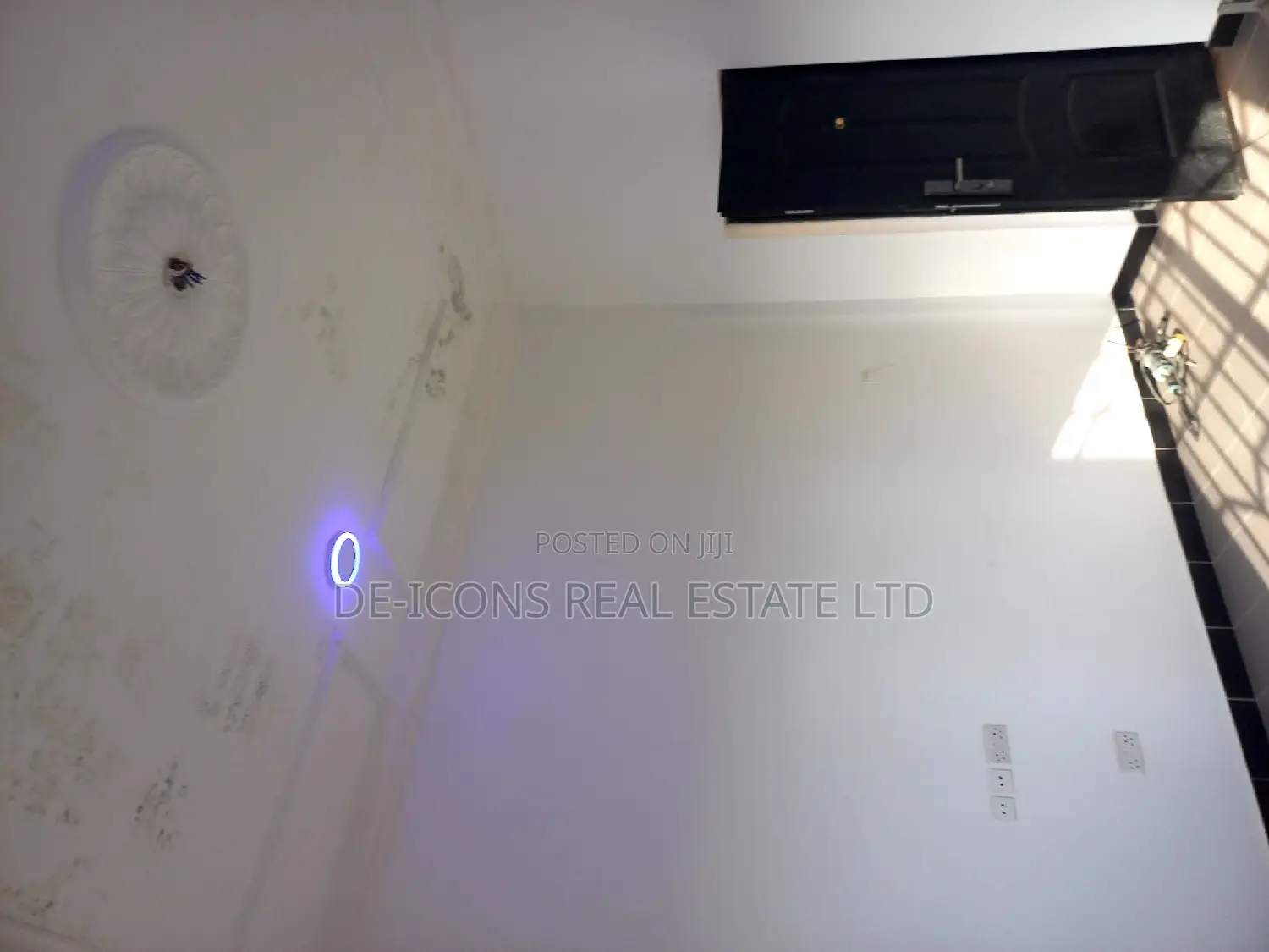 3bdrm Duplex in De-Icons Real Estate, Kasoa for rent