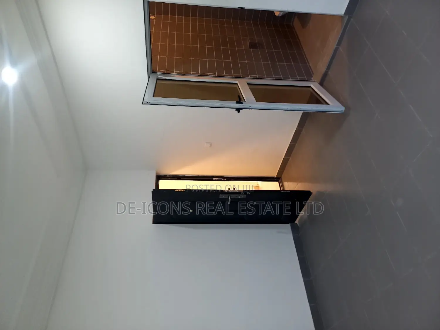 3bdrm Duplex in De-Icons Real Estate, Kasoa for rent