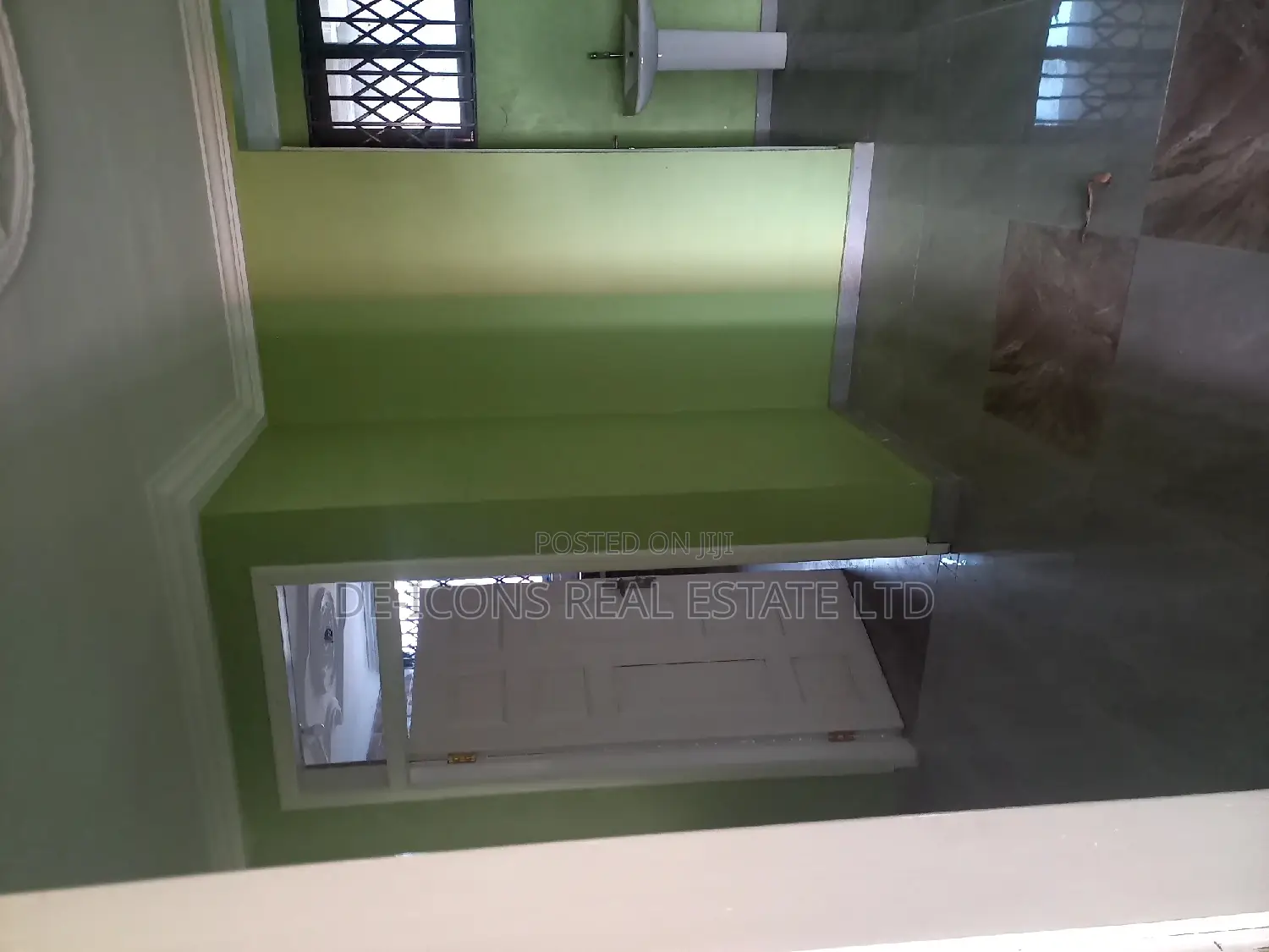 3bdrm Duplex in De-Icons Real Estate, Kasoa for rent