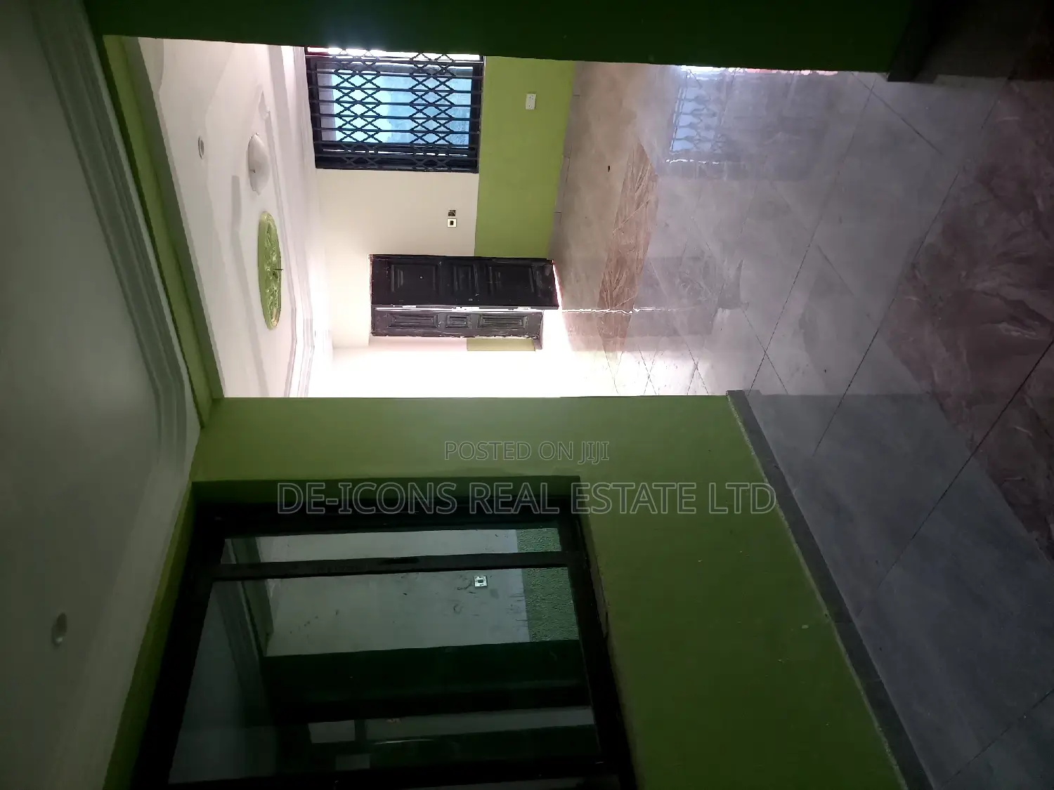 3bdrm Duplex in De-Icons Real Estate, Kasoa for rent