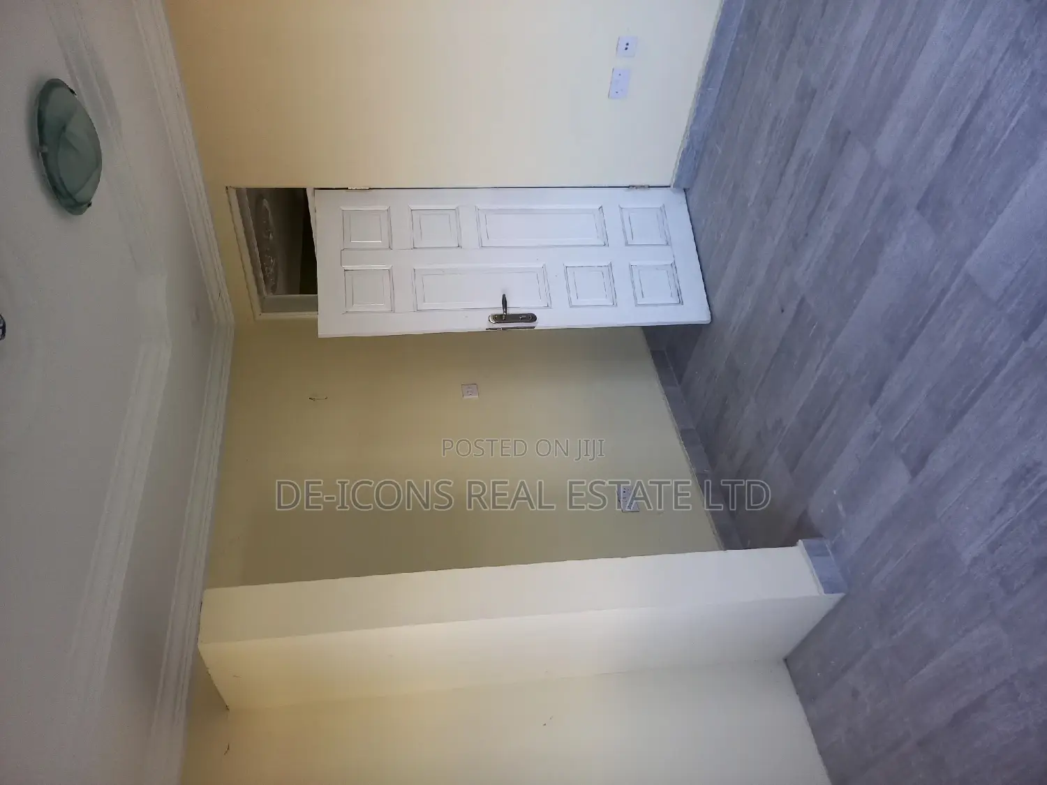 3bdrm Duplex in De-Icons Real Estate, Kasoa for rent