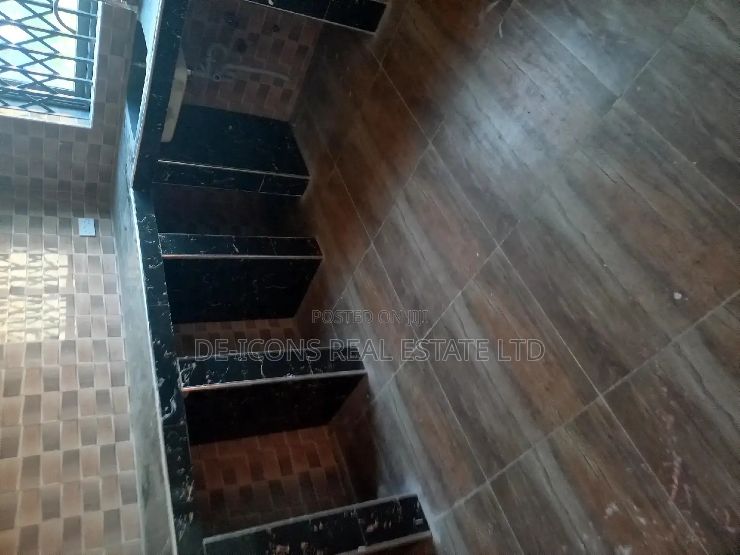 2bdrm Duplex in De-Icons Real Estate, Kasoa for rent