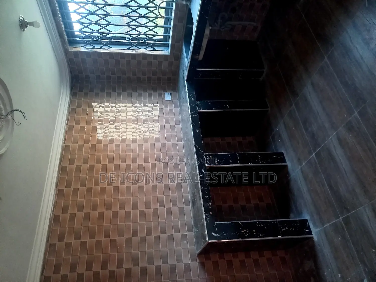 2bdrm Duplex in De-Icons Real Estate, Kasoa for rent