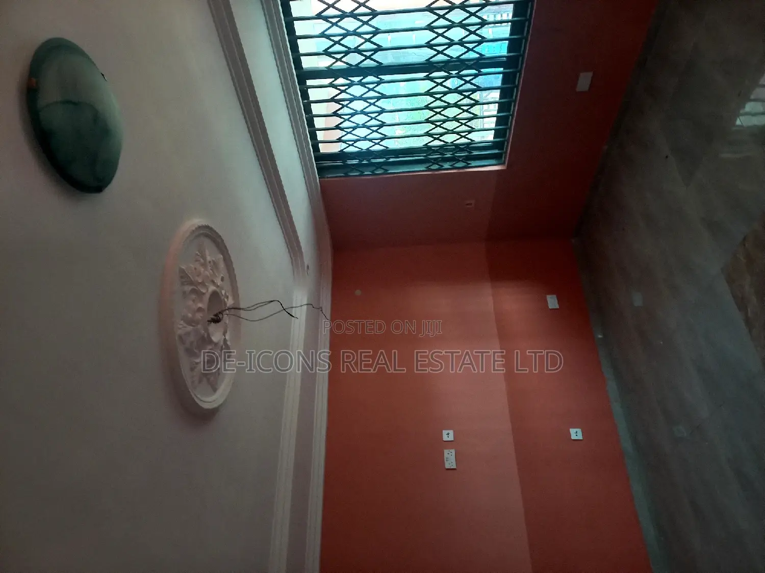 2bdrm Duplex in De-Icons Real Estate, Kasoa for rent
