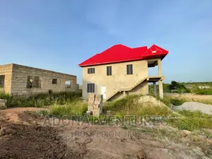 4bdrm House in Tikrom Kumasi for sale