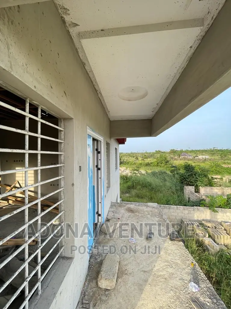 4bdrm House in Tikrom Kumasi for sale